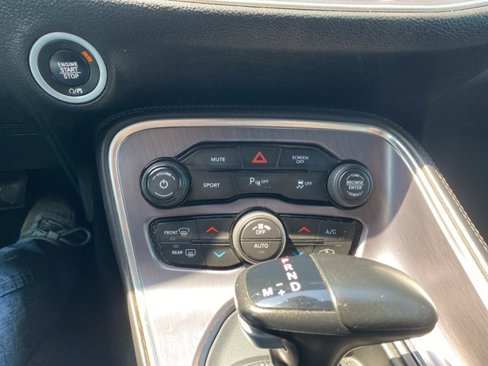 Used 2018 Dodge Challenger SXT Plus image 18