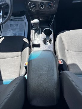 Used 2014 Kia Sorento LX image 17