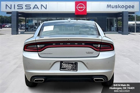 Used 2023 Dodge Charger SXT image 6