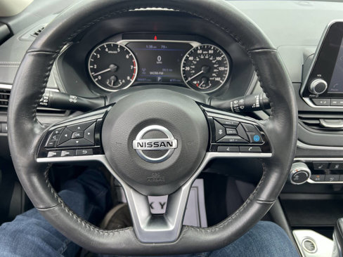 Used 2021 Nissan Altima 2.5 SV w/ SV Premium Package image 21