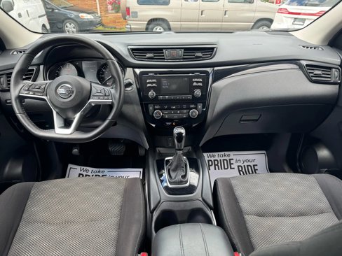 Used 2018 Nissan Rogue Sport SV w/ SV All-Weather Package image 27