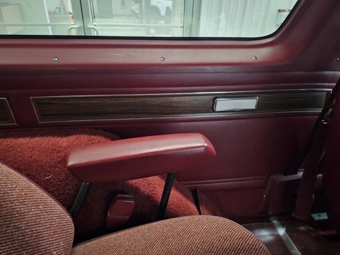 Used 1986 Dodge Ramcharger 4WD image 34