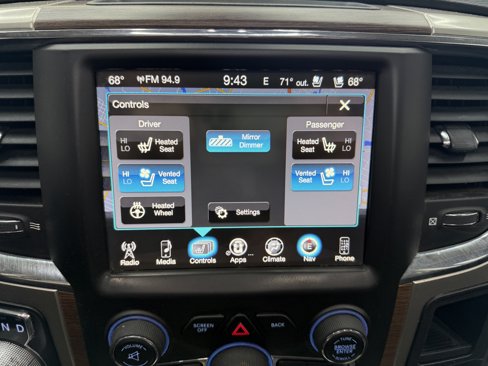 Used 2014 RAM 1500 Laramie w/ Convenience Group image 22