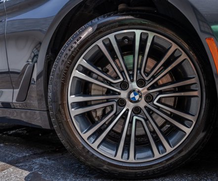 Used 2019 BMW 530i w/ Convenience Package image 13