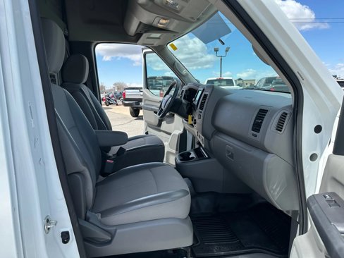 Used 2020 Nissan NV 2500 S image 27