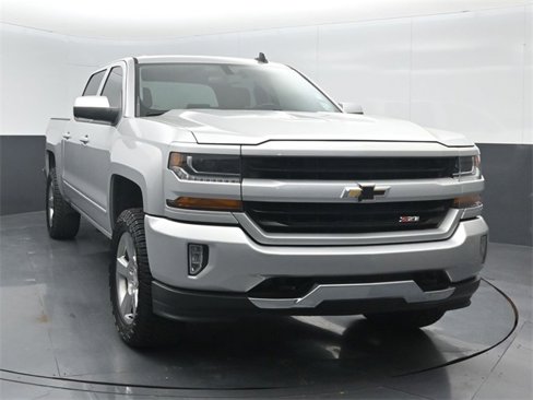 Used 2018 Chevrolet Silverado 1500 LT w/ Texas Edition image 1