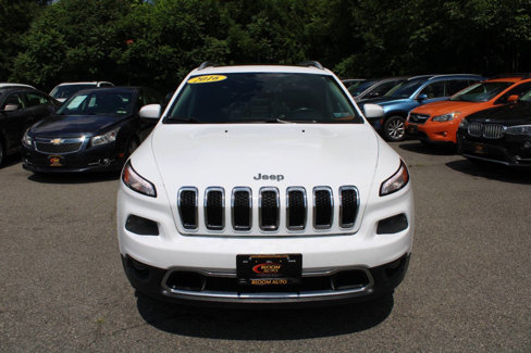 Used 2016 Jeep Cherokee Limited image 3