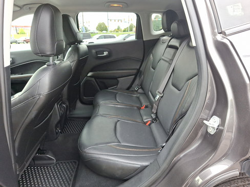 Used 2018 Jeep Compass Limited w/ Navigation Group image 12