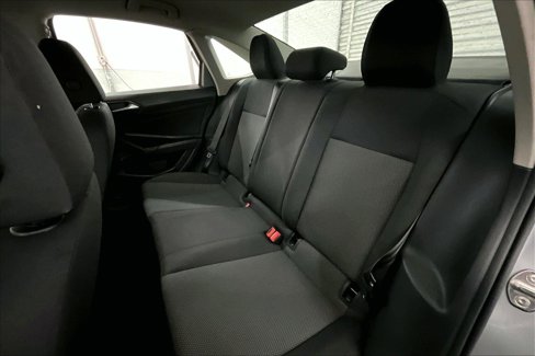 Used 2020 Volkswagen Jetta S image 25