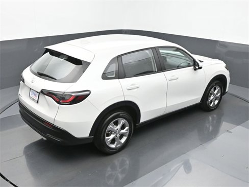 Used 2025 Honda HR-V LX image 17