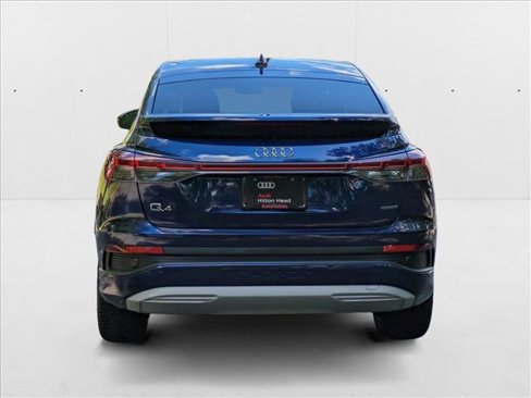 Used 2022 Audi Q4 e-tron Premium Plus image 9
