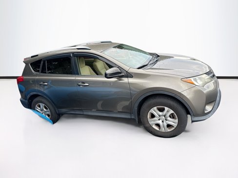 Used 2013 Toyota RAV4 LE image 8