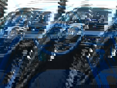 New 2025 Hyundai Elantra Sport image 14
