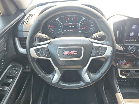 Used 2023 GMC Terrain SLT image 19