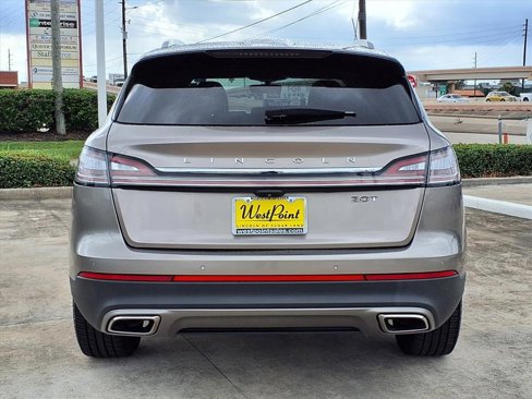 Used 2019 Lincoln Nautilus Reserve image 24