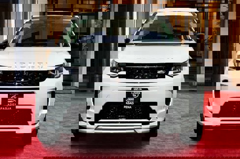 New 2025 Land Rover Discovery Sport S image 2