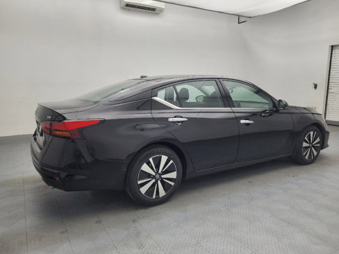 Used 2019 Nissan Altima 2.5 SV image 10