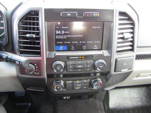 Used 2019 Ford F150 XLT image 12