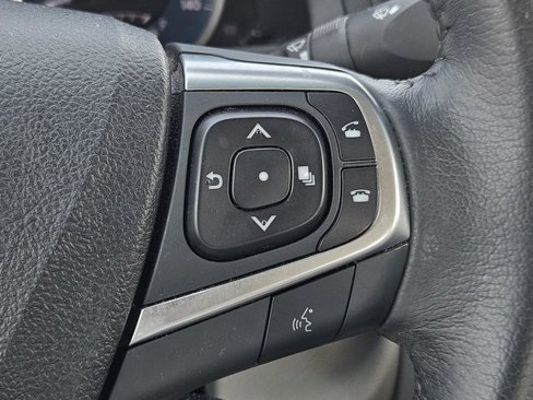Used 2017 Toyota Camry XLE image 17