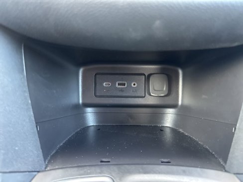 Used 2024 Chevrolet Equinox LT image 26