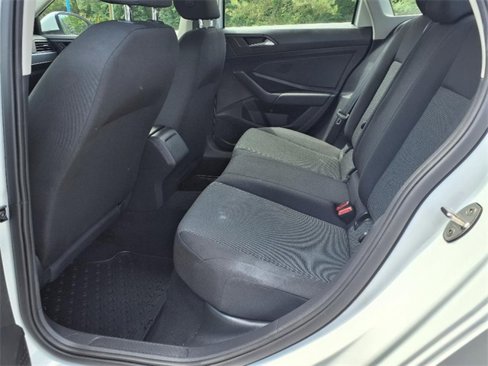 Used 2021 Volkswagen Jetta S image 9