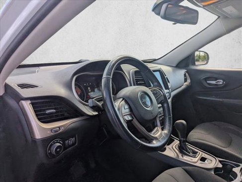 Used 2016 Jeep Cherokee 75th Anniversary image 24