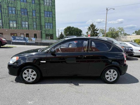Used 2010 Hyundai Accent GS w/ Premium Pkg 3 image 4