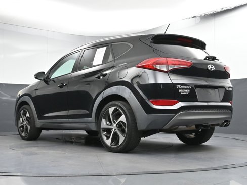 Used 2016 Hyundai Tucson Sport image 27