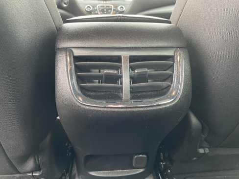 Used 2024 Chevrolet Malibu LT image 18
