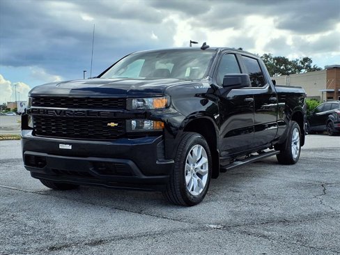 Used 2022 Chevrolet Silverado 1500 Custom image 3