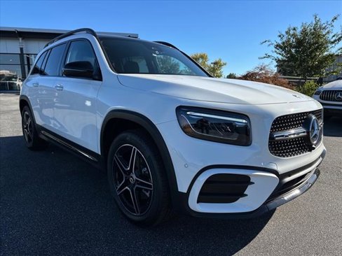 Certified 2025 Mercedes-Benz GLB 250 image 8