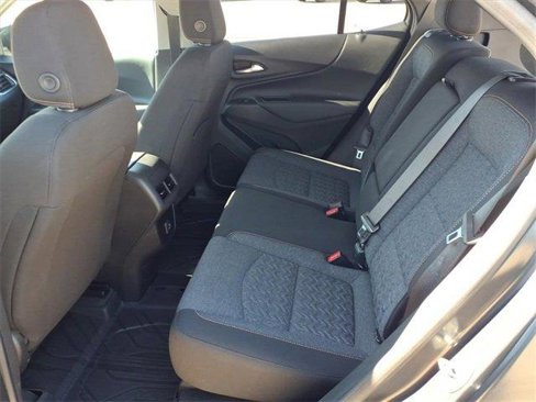 Used 2022 Chevrolet Equinox LT image 21