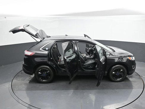 Used 2017 Ford Edge SEL w/ Equipment Group 201A image 48