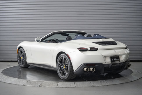 Used 2025 Ferrari Roma Spider image 4