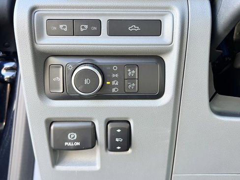 Used 2022 Ford F150 XLT w/ Equipment Group 302A High image 17