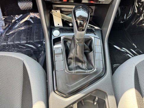 Certified 2024 Volkswagen Taos S image 21