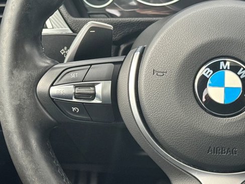 Used 2018 BMW 330i xDrive Sedan w/ M Sport Package image 23