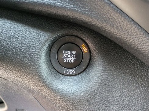 Used 2019 Jeep Cherokee Limited image 21