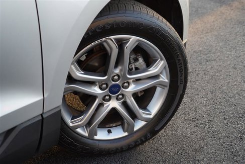 Used 2017 Ford Edge Titanium w/ Technology Package image 19