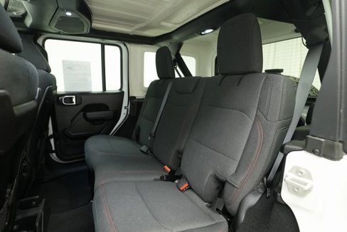 Used 2024 Jeep Wrangler Unlimited Rubicon image 24