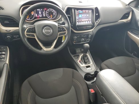 Used 2017 Jeep Cherokee Latitude image 15