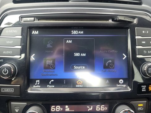 Used 2017 Nissan Maxima Platinum image 12