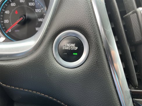 Used 2018 Chevrolet Traverse LT image 16