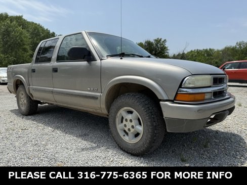 Used 2003 Chevrolet S10 Pickup LS image 1