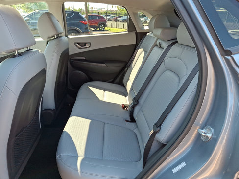 Used 2018 Hyundai Kona Limited image 10