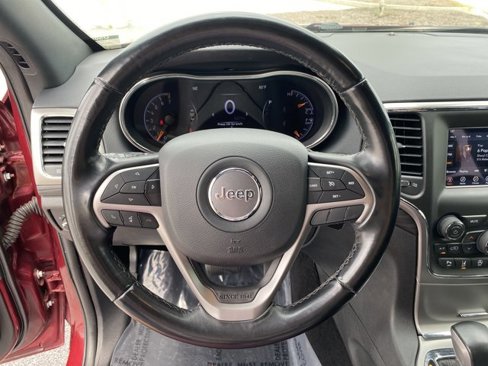 Used 2021 Jeep Grand Cherokee Laredo image 33