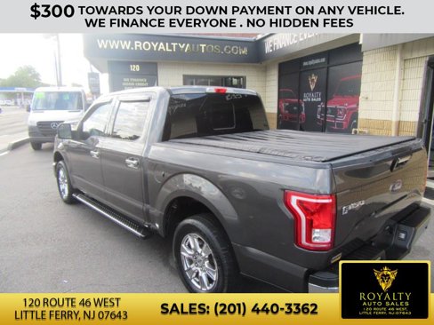 Used 2017 Ford F150 XLT w/ Equipment Group 302A Luxury image 4
