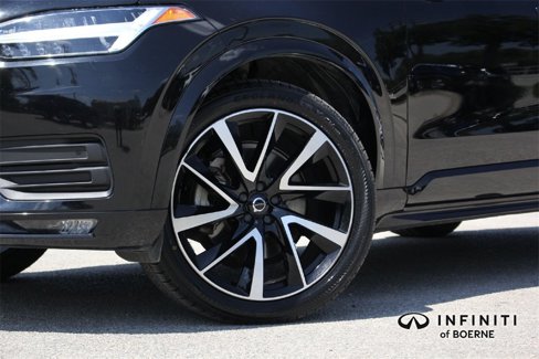 Used 2022 Volvo XC90 T6 Momentum w/ Advanced Package image 3