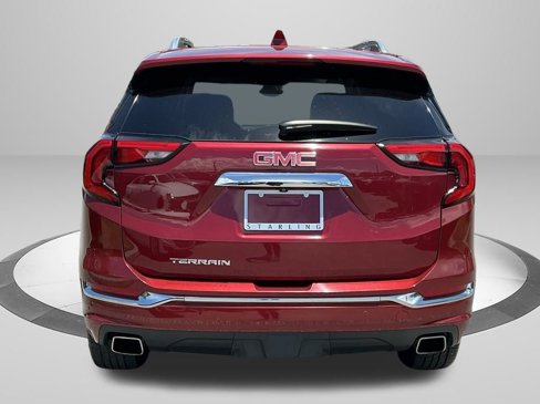 Used 2019 GMC Terrain Denali w/ Advanced Safety Package image 4