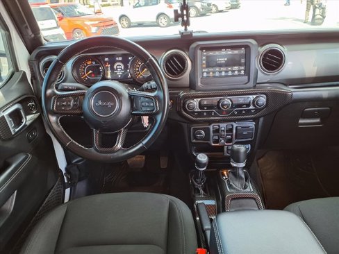 Used 2020 Jeep Wrangler Unlimited Sahara w/ LED Lighting Group image 19